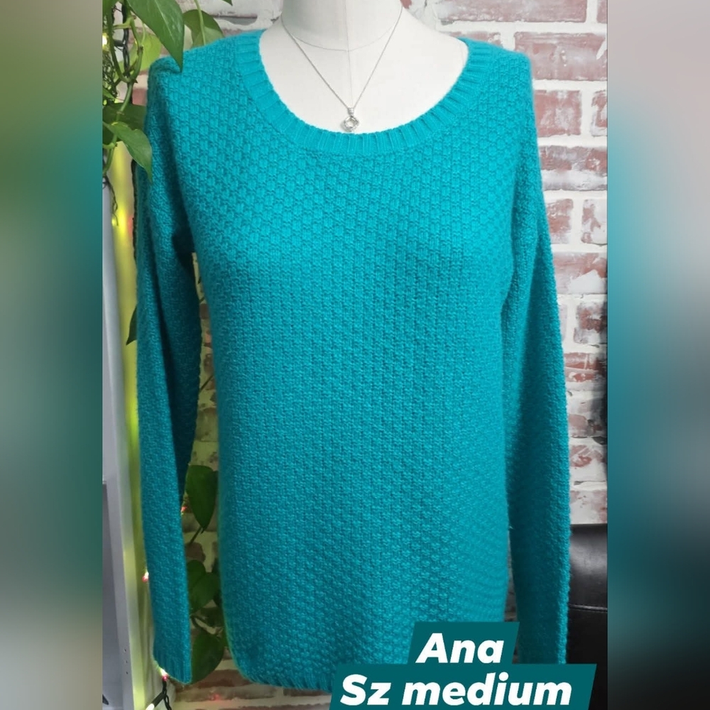 Ana Womens sweater sz medium